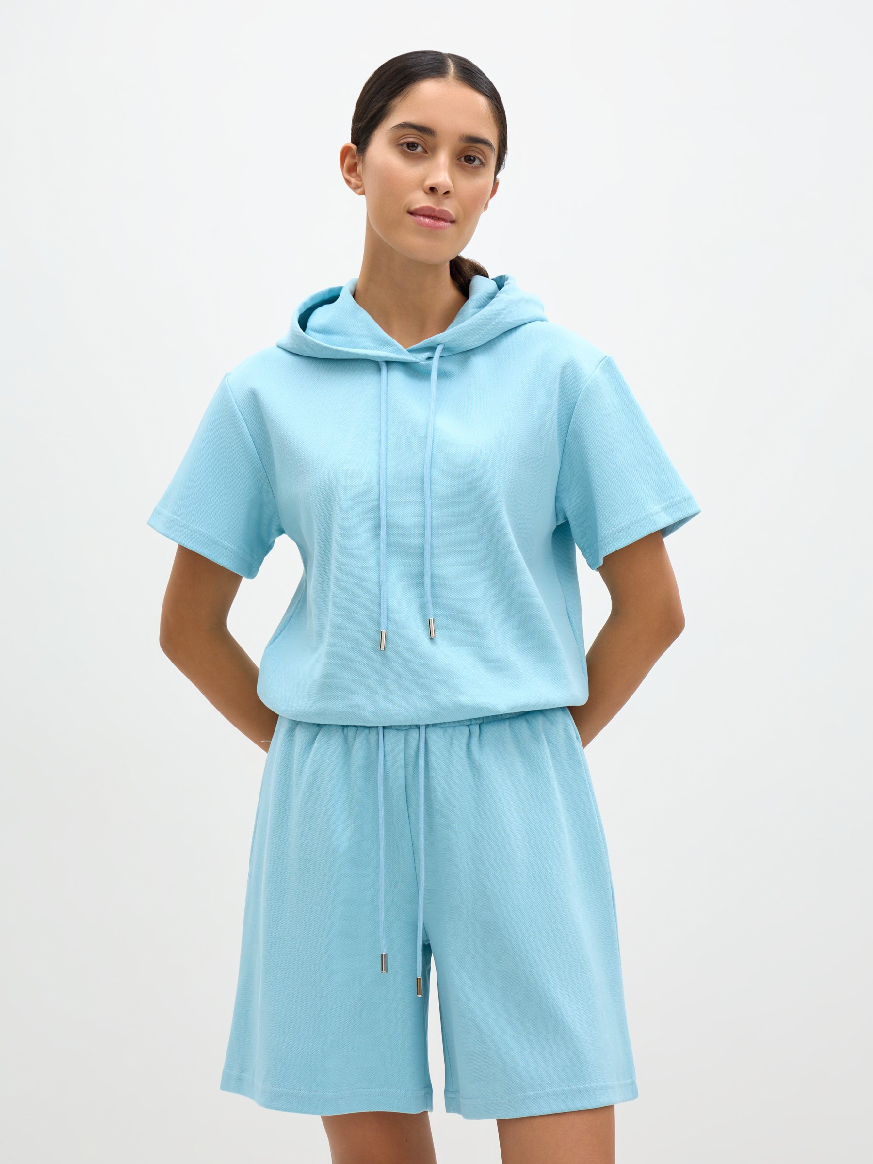 Шорты женские
